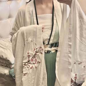 亚洲无码国产1区2区
